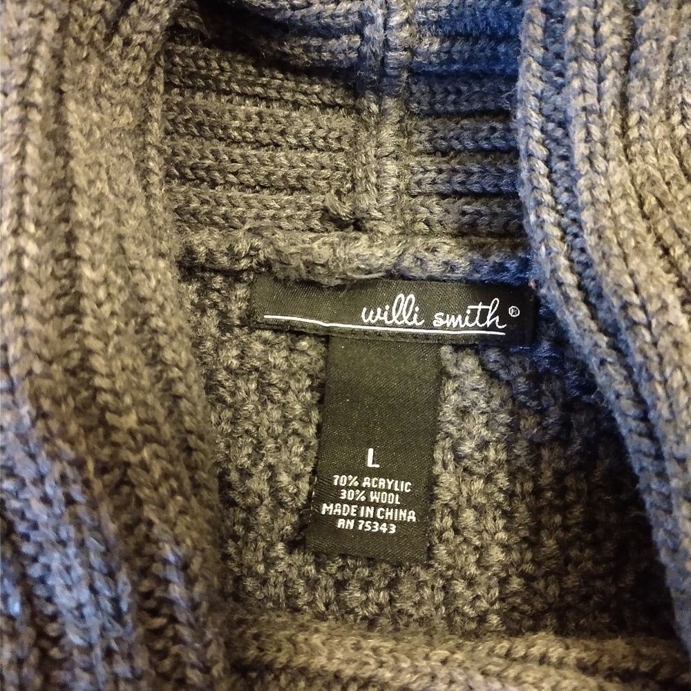 Sweater - Picture 3 of 3